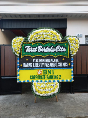 Papan Bunga Duka di Sindangresmi